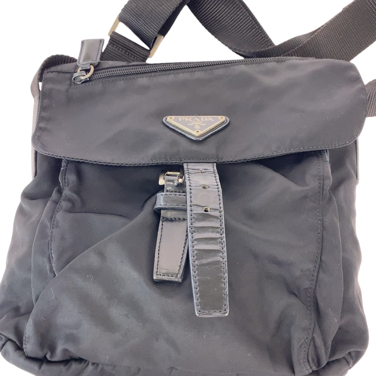 17988
PRADA プラダ テスート 三角ロゴプレート 男女兼用 ブラック 黒 シルバー金具 ナイロン BT8994 斜め掛け ショルダーバッグ ポシェット  メンズ ABP40