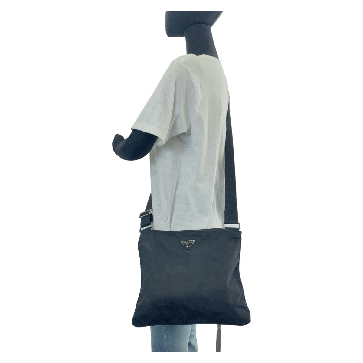 11966
PRADA プラダ テスート 三角ロゴプレート ブラック 黒 シルバー金具 ナイロン ショルダーバッグ メッセンジャーバッグ  レディース