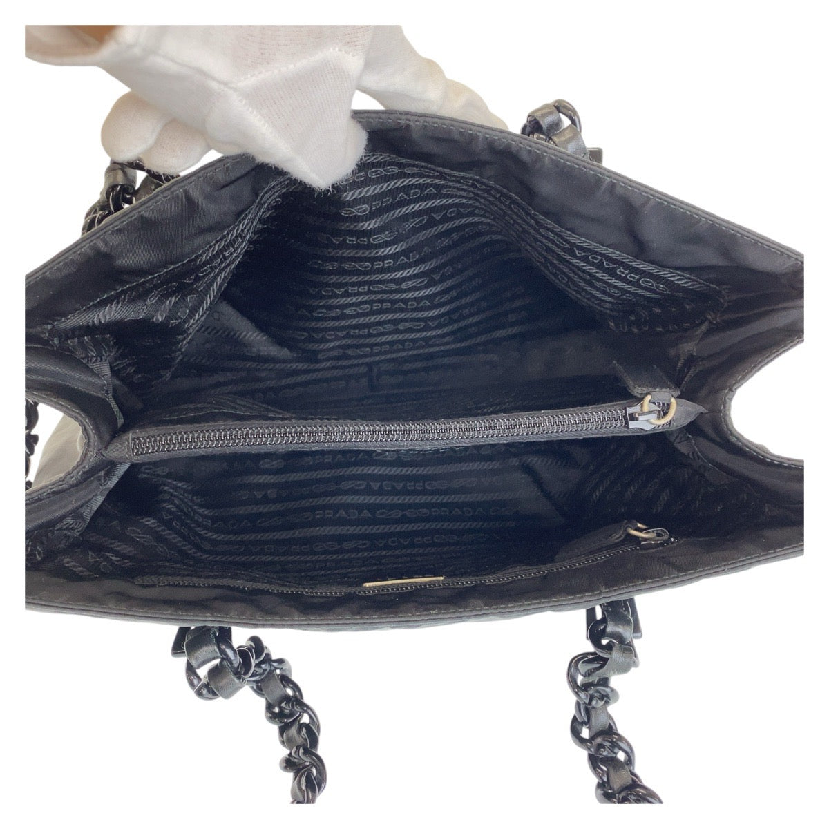 12942
PRADA プラダ テスート 三角ロゴプレート ブラック 黒 シルバー金具 ナイロン / プラスチック / レザー プラチェーン ショルダーバッグ  レディース