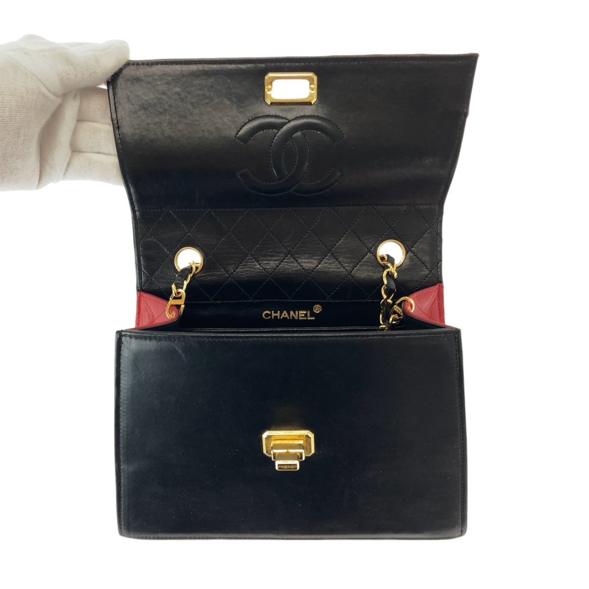CHANEL シャネル ヴィンテージ 台形 マトラッセ ターンロック バイカラー ブラック レッド ゴールド金具 ラムスキン 斜め掛け チェーンショルダーバッグ  レディース
