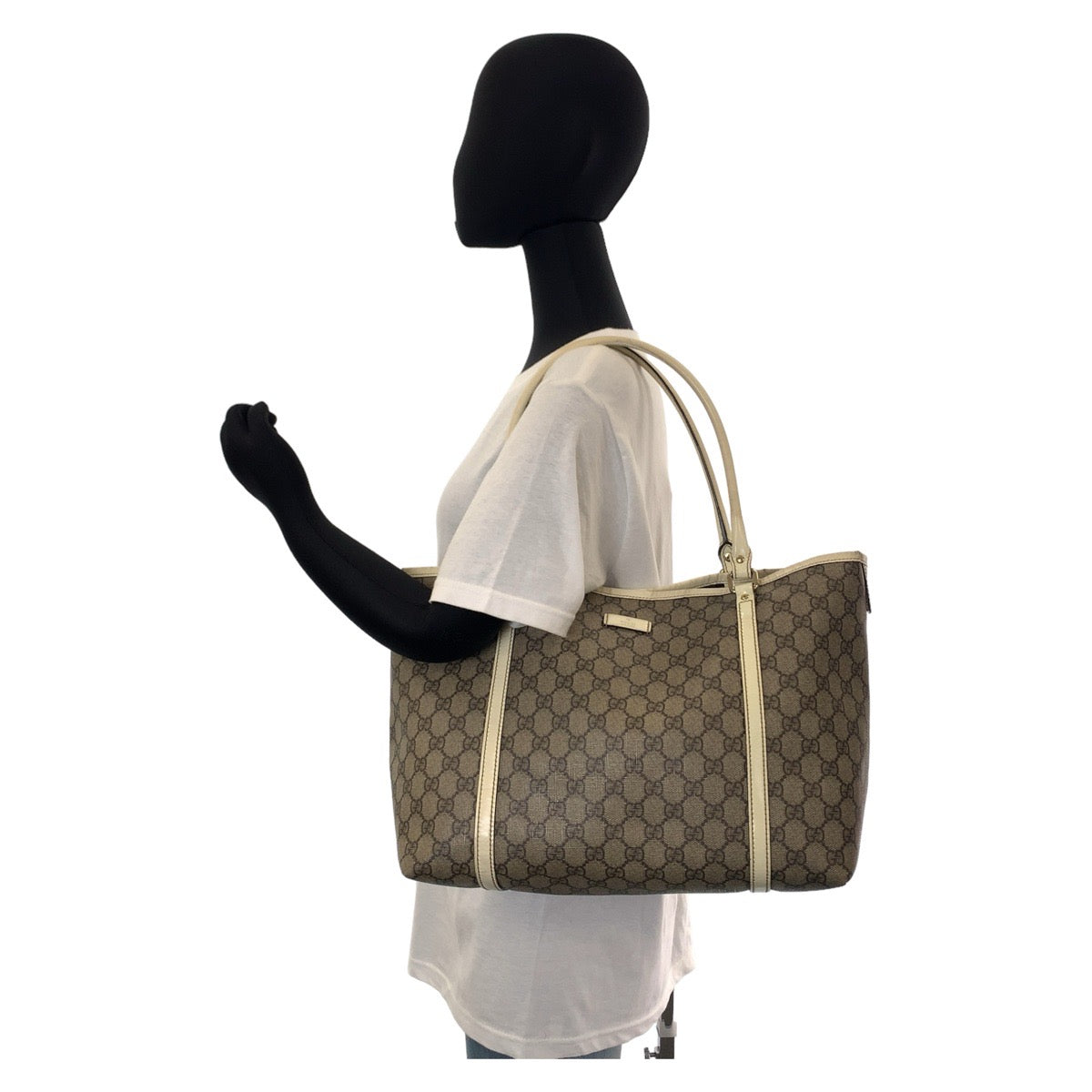 11944
 GUCCI GG Supreme Beige Silver Hardware GG Supreme Canvas 197953 Tote Bag Shoulder Bag Women's