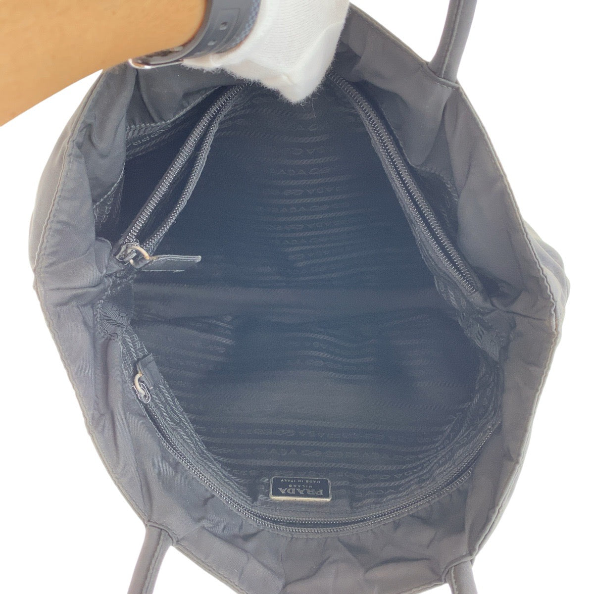 12964
PRADA プラダ テスート 三角ロゴプレート ブラック 黒 シルバー金具 ナイロン トートバッグ ショルダーバッグ  レディース
