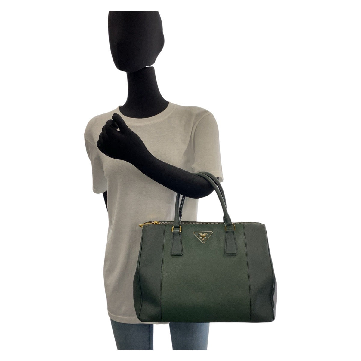 12817
 
PRADA Prada Saffiano Triangle Logo Plate Green Gold Hardware Leather Tote Bag Handbag Shoulder Bag 2way Women's