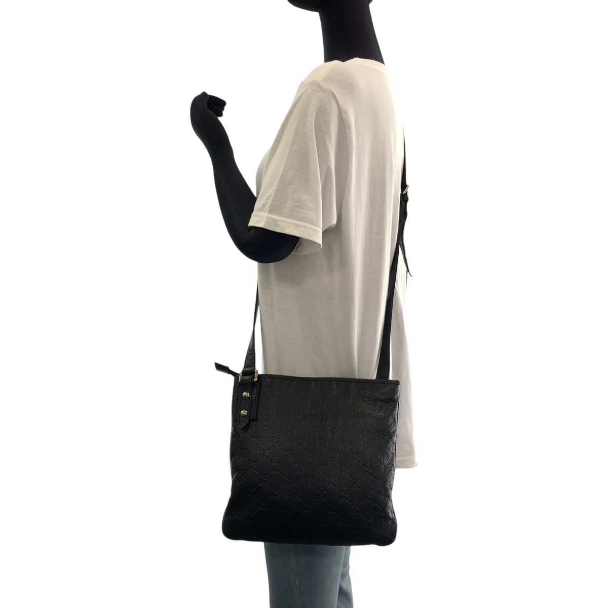 13013
GUCCI グッチ グッチシマ ブラック 黒 シルバー金具 レザー 239347 ショルダーバッグ ポシェット  メンズ
