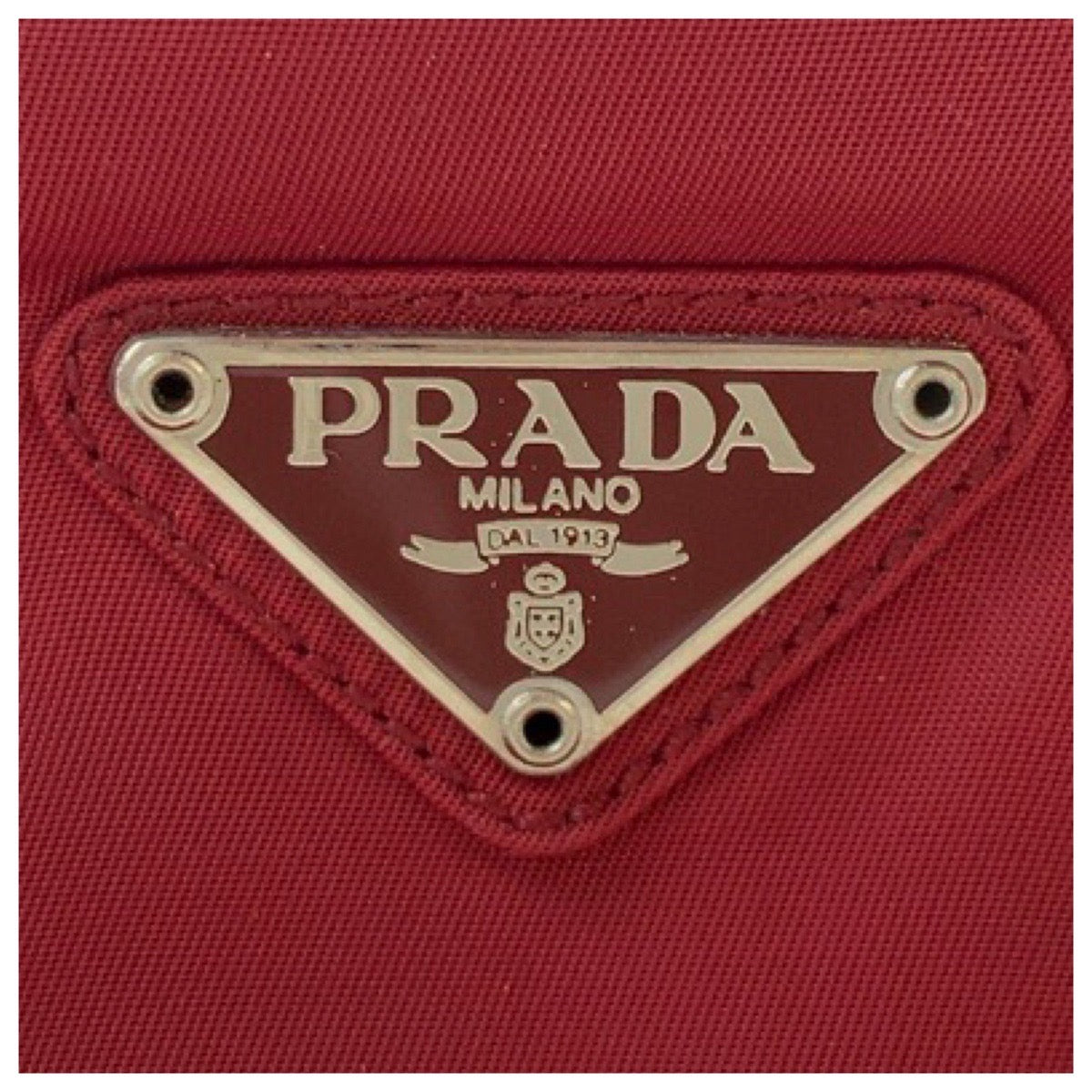 13028
PRADA プラダ テスート 三角ロゴプレート レッド シルバー金具 ナイロン トートバッグ ショルダーバッグ  レディース