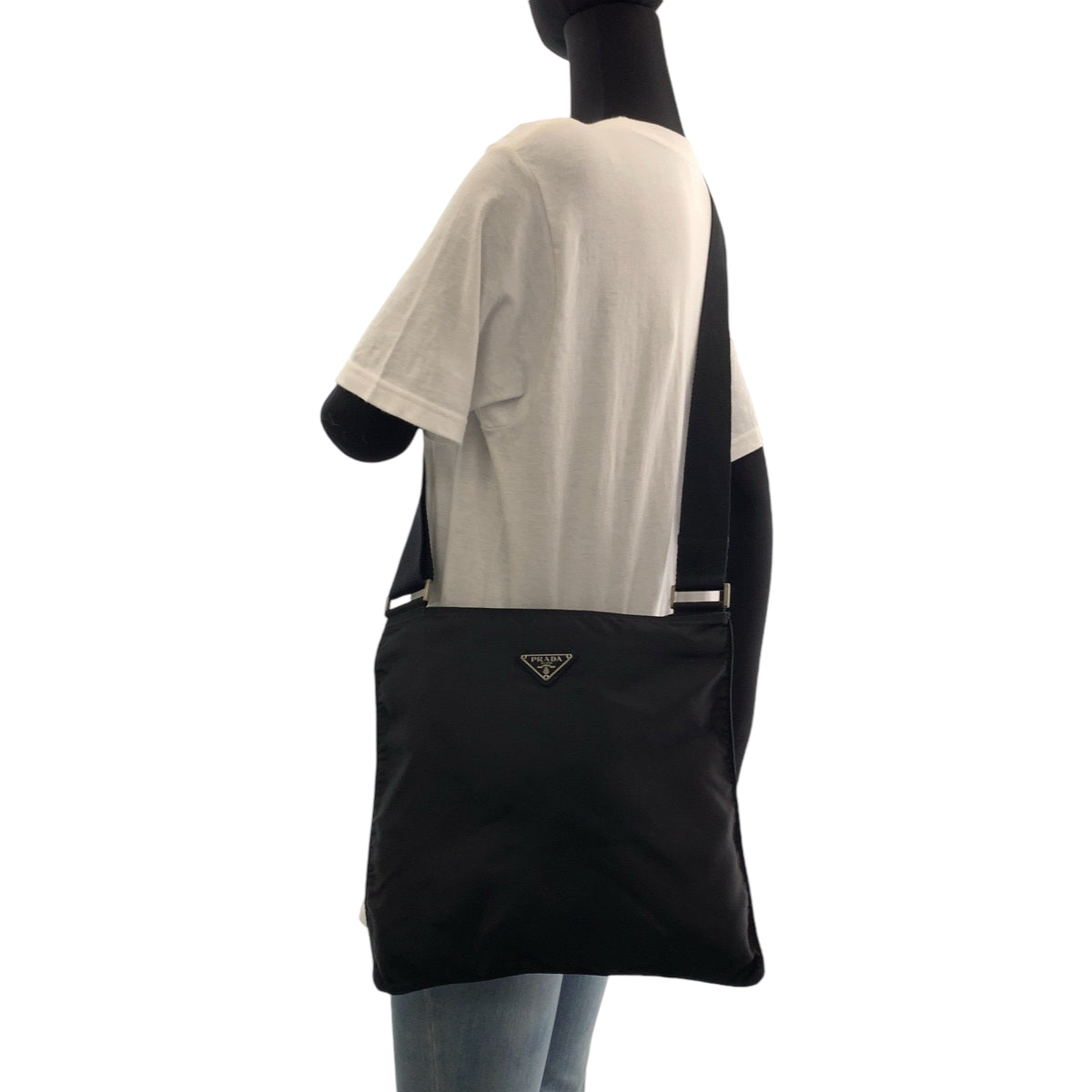 12832
PRADA プラダ テスート 三角ロゴプレート ブラック 黒 シルバー金具 ナイロン ショルダーバッグ メッセンジャーバッグ  メンズ