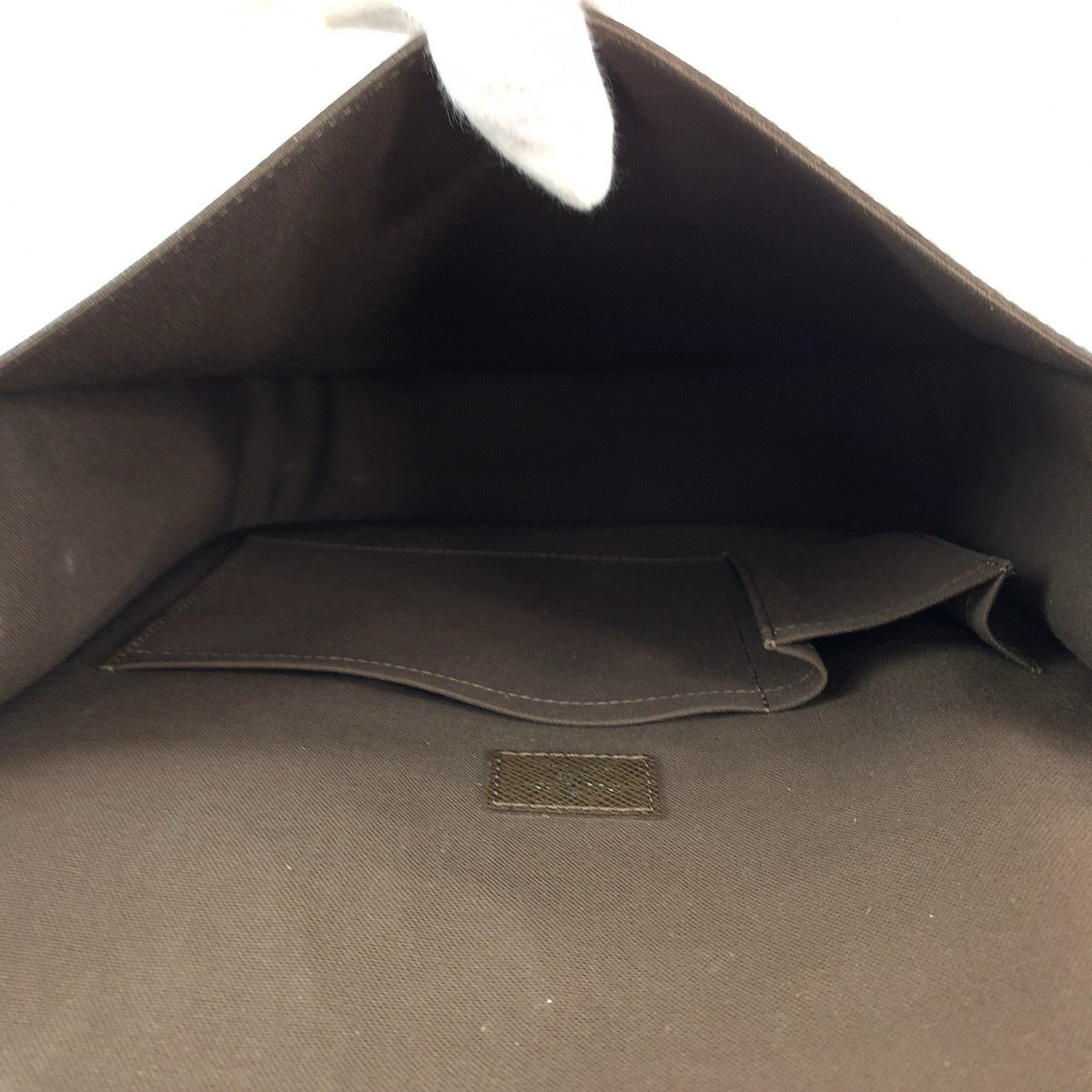 13037
LOUIS VUITTON ルイヴィトン タイガ アンドレ グリズリ ブラウン シルバー金具 タイガ M32488 ショルダーバッグ メッセンジャーバッグ  メンズ ABP55