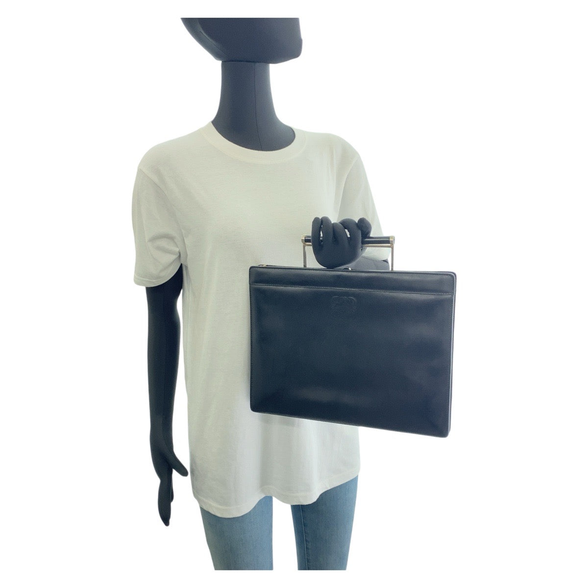 13041
LOEWE ロエベ ヴィンテージ アナグラム 男女兼用 ブラック 黒 シルバー金具 レザー ビジネスバッグ ハンドバッグ ショルダーバッグ 2way  メンズ