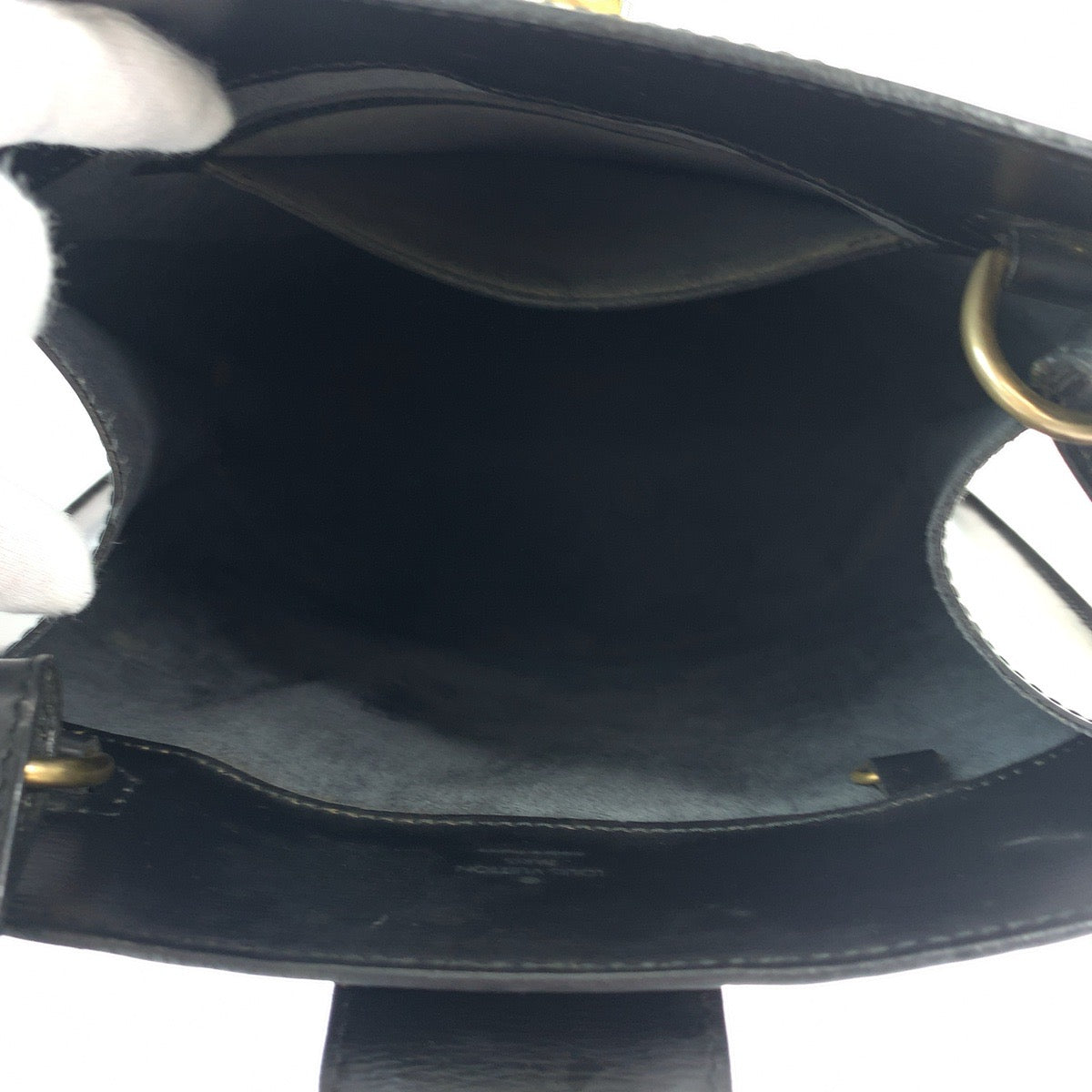 11883
LOUIS VUITTON ルイヴィトン エピ クリュニー ノワール ブラック 黒 ゴールド金具 エピレザー M52252 ショルダーバッグ 肩掛け  レディース
