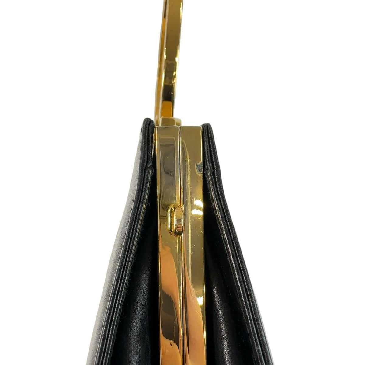 13050
Salvatore Ferragamo サルヴァトーレフェラガモ ガンチーニ ブラック 黒 ゴールド金具 ハンドバッグ バニティバッグ  レディース