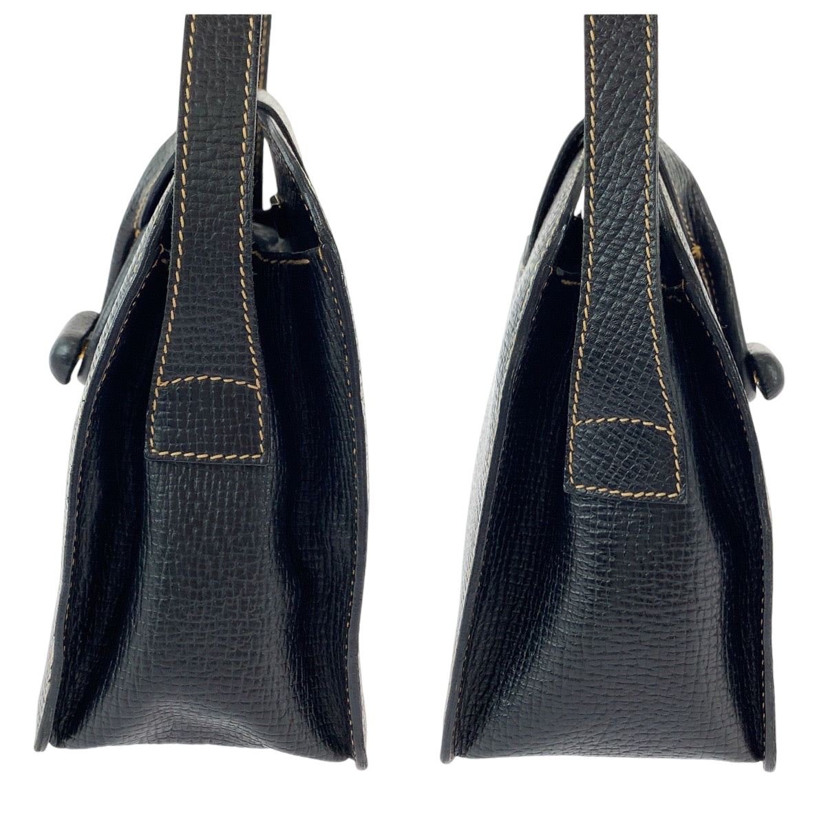 13070
LOEWE ロエベ ヴィンテージ トグル ロゴ型押し ブラック 黒 ゴールド金具 レザー ショルダーバッグ 斜め掛け  レディース