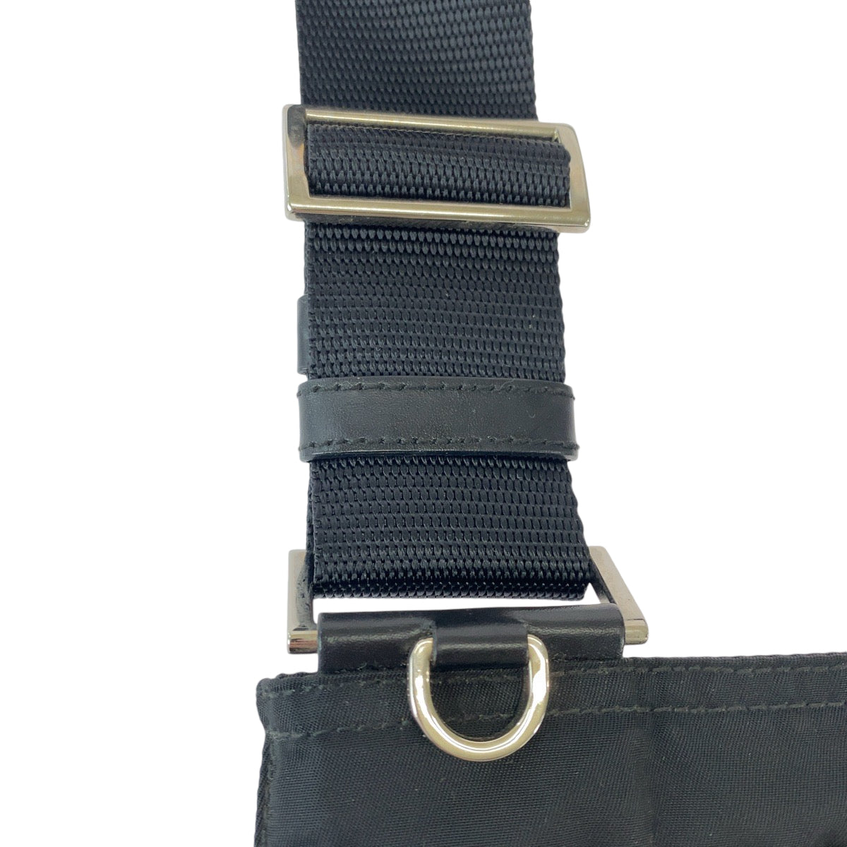 12813
PRADA プラダ テスート 三角ロゴプレート ブラック 黒 シルバー金具 ナイロン ショルダーバッグ ポシェット  メンズ