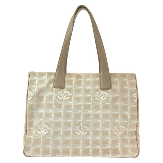 13113
CHANEL シャネル ニュートラベルライン ニュートラトートMM ベージュ ゴールド金具 ナイロン / レザー トートバッグ ショルダーバッグ  レディース