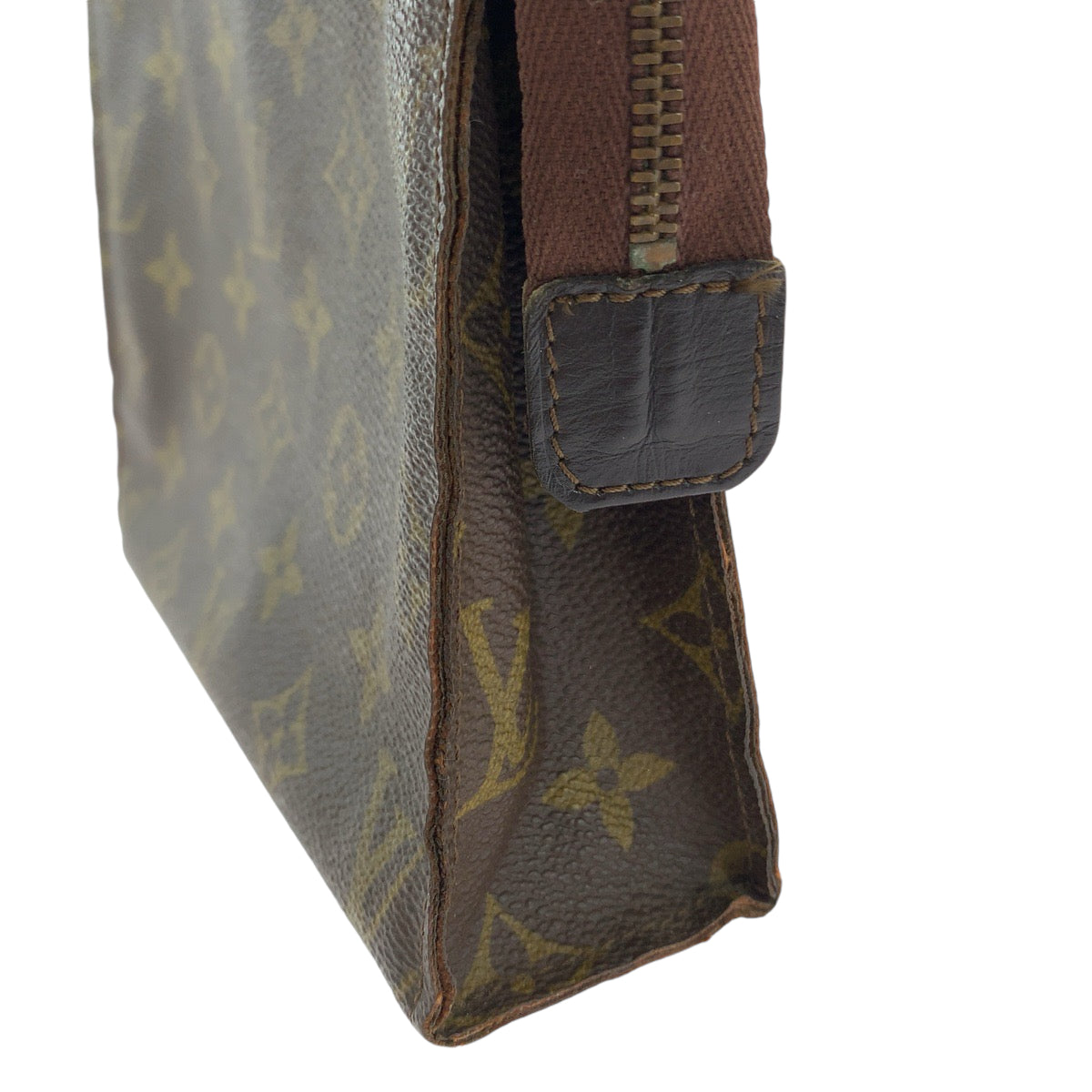 13126
LOUIS VUITTON ルイヴィトン ヴィンテージ モノグラム ポッシュ トワレット26 ブラウン ゴールド金具 PVC M47542 クラッチバッグ セカンドバッグ ポーチ  メンズ
