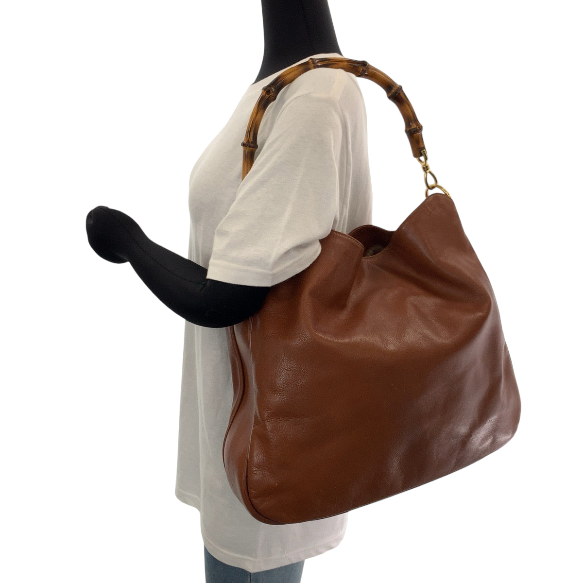 13155
GUCCI グッチ ヴィンテージ バンブー ブラウン ゴールド金具 レザー 001 1781 1577 ホーボー ショルダーバッグ ハンドバッグ 2way  レディース