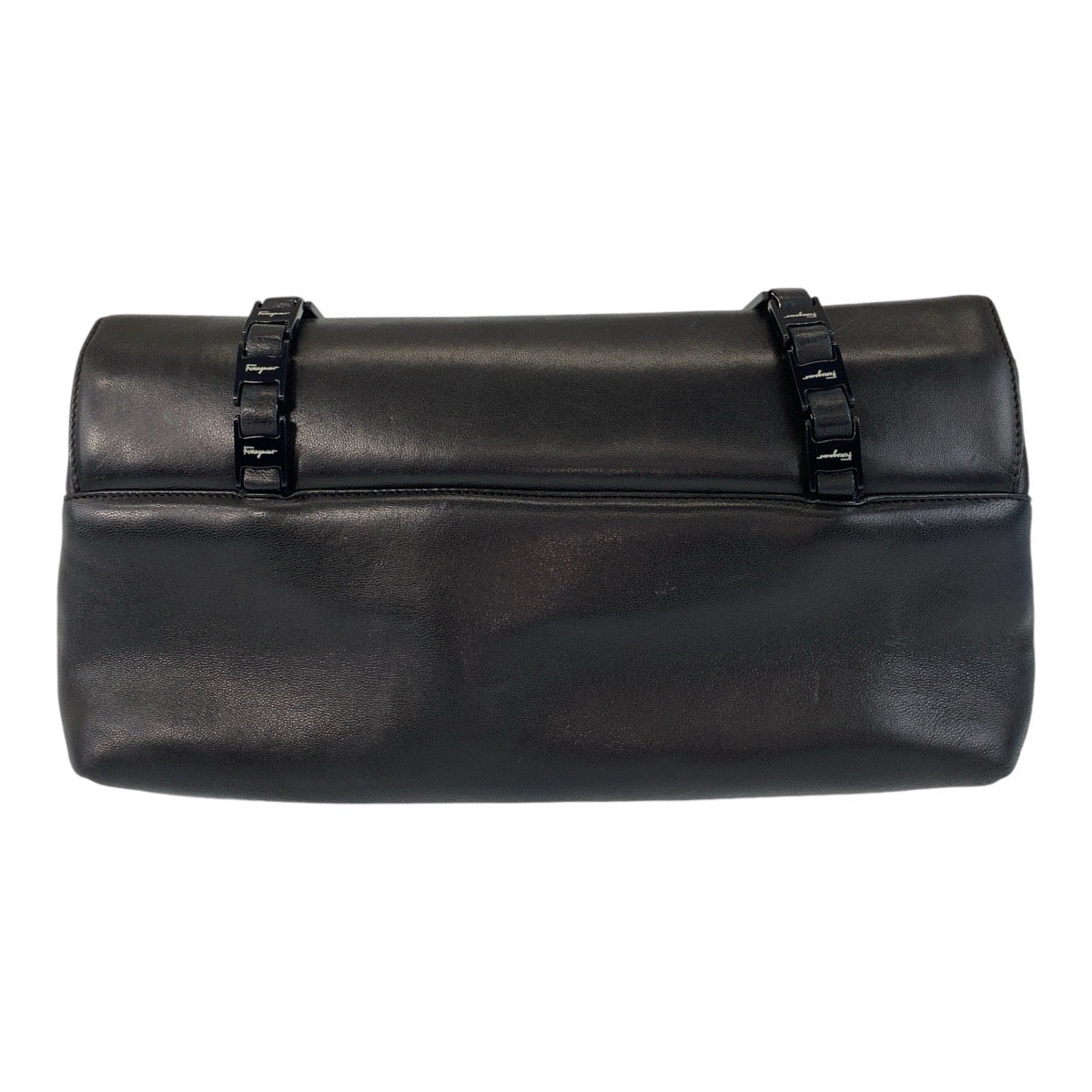 13163
Salvatore Ferragamo サルヴァトーレフェラガモ ヴァラ ブラック 黒 シルバー金具 レザー チェーンショルダーバッグ  レディース