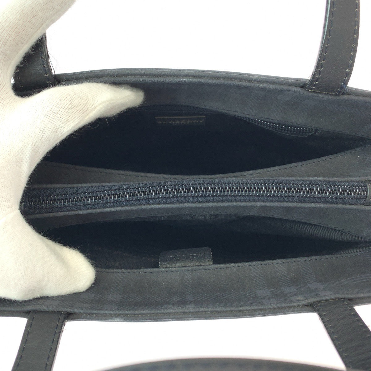 13175
BURBERRY バーバリー チェック柄 ネイビー シルバー金具 キャンバス トートバッグ ハンドバッグ  レディース