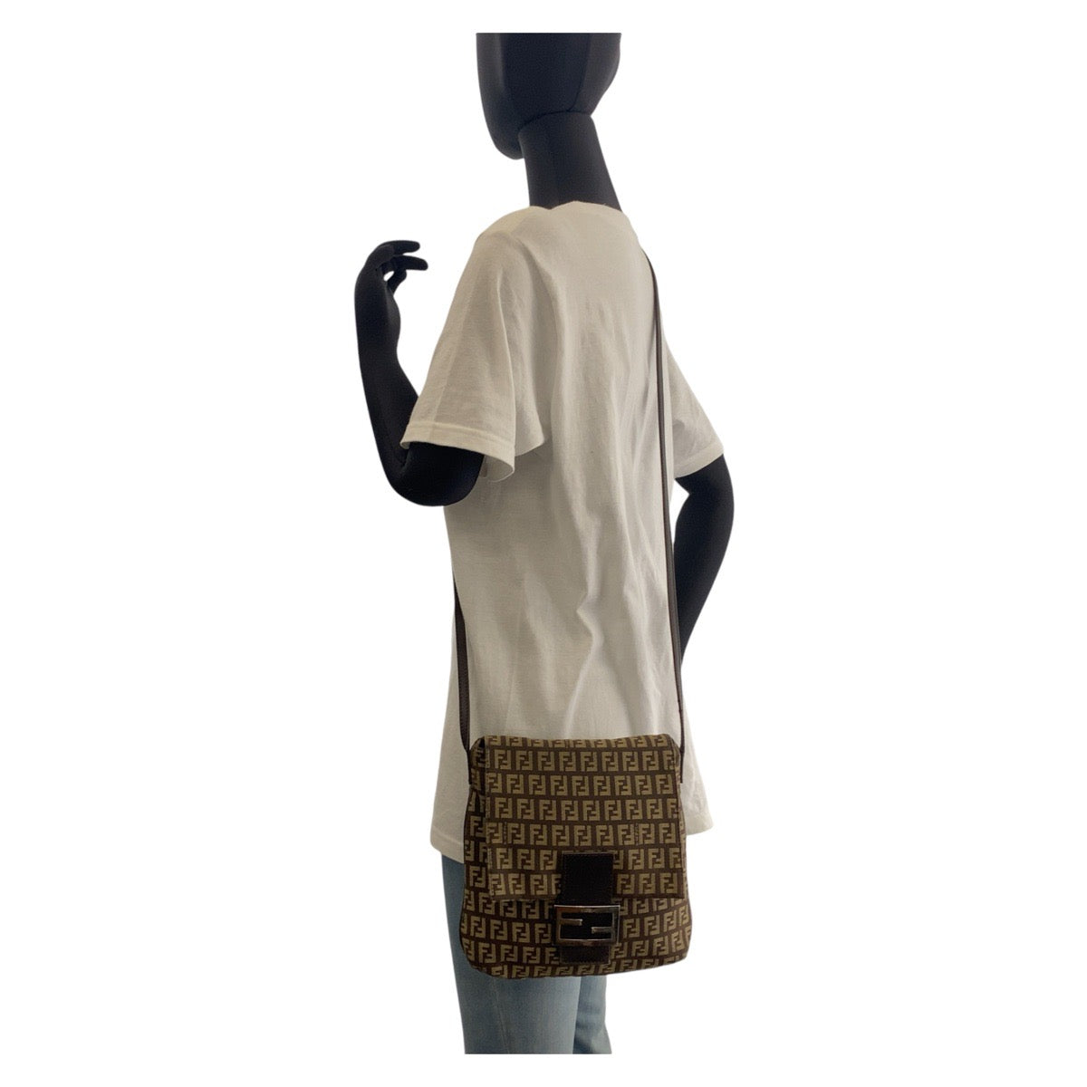 14052
FENDI フェンディ ズッキーノ カムセポシェット ブラウン シルバー金具 キャンバス 斜め掛け ショルダーバッグ ポシェット  レディース