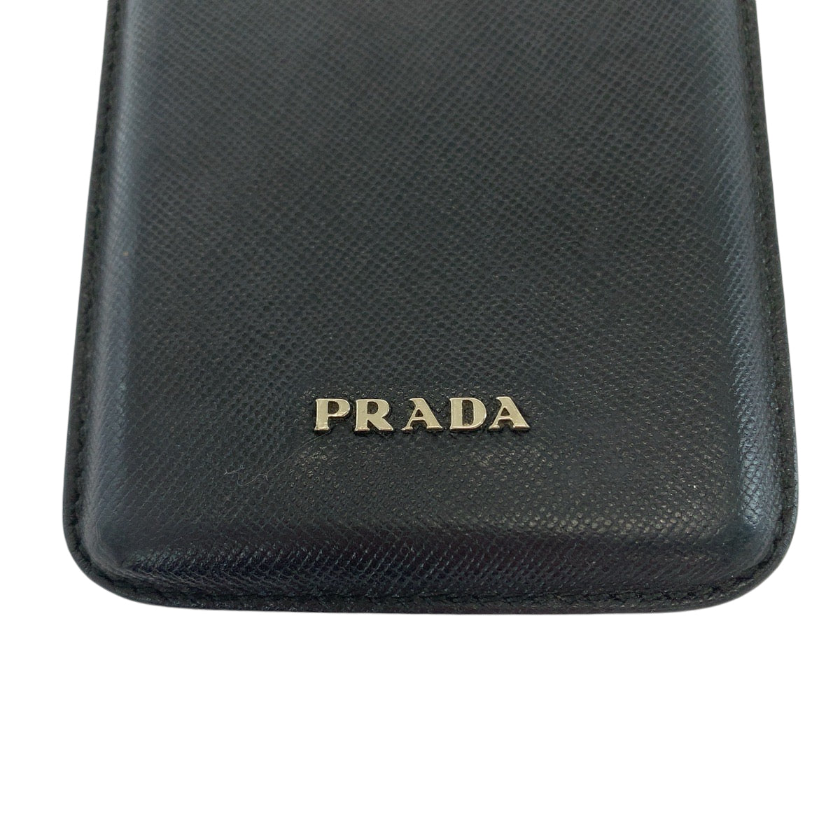 13188
PRADA プラダ サフィアーノ ブラック 黒 シルバー金具 レザー スマホケース 携帯ケース  レディース