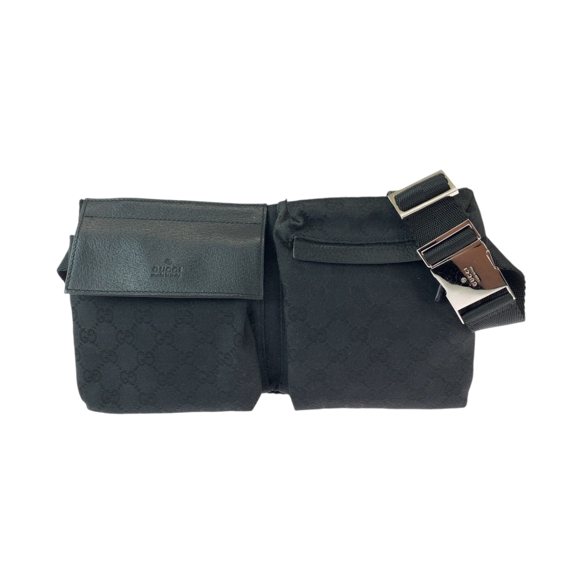 13189
GUCCI グッチ ブラック 黒 シルバー金具 GGキャンバス 28566 ボムバッグ ウエストバッグ  メンズ