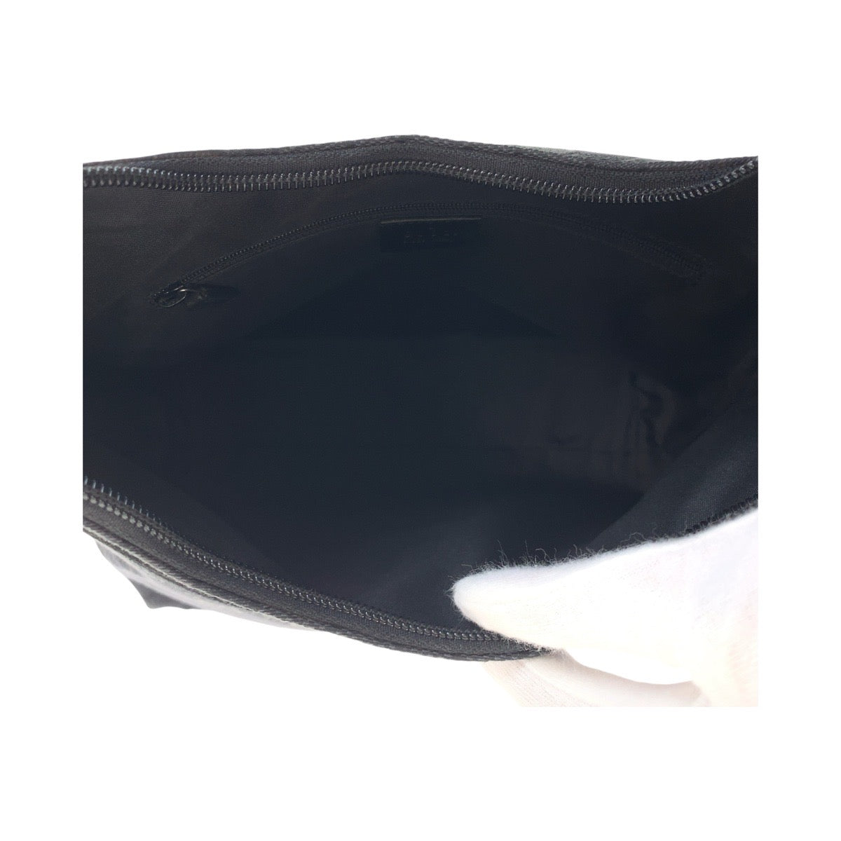 111842
GUCCI グッチ ホーボー ブラック 黒 シルバー金具 GGキャンバス 001 3386 ショルダーバッグ  レディース