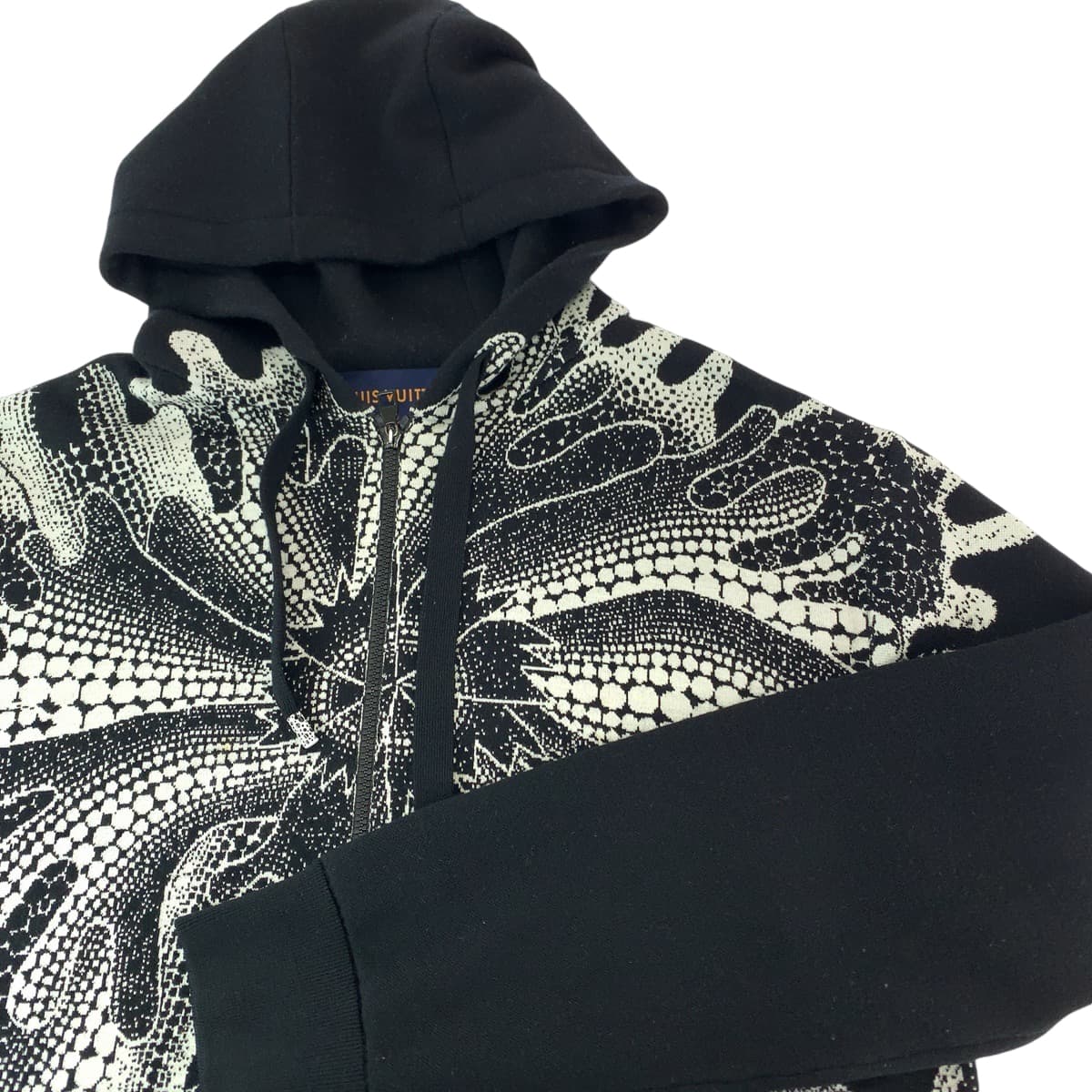 11837
LOUIS VUITTON ルイヴィトン 草間彌生 サイケデリックフラワー サイズXL ブラック 黒 ホワイト ウール CA36929 ニットパーカー フーディー  メンズ