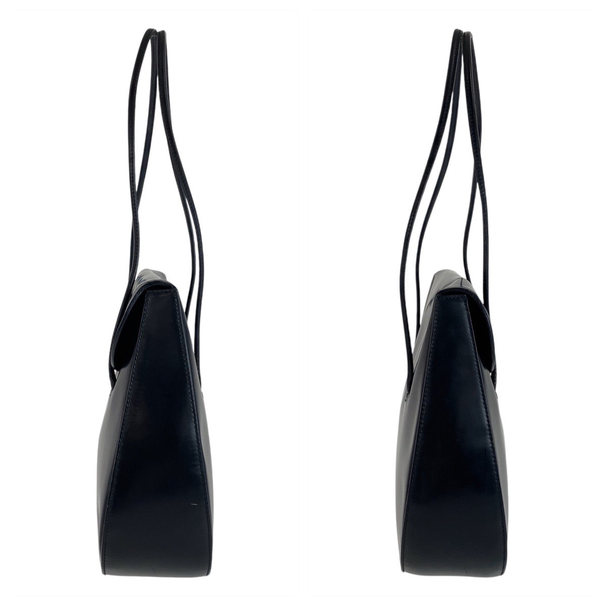 12808
PRADA プラダ ブラック 黒 シルバー金具 パテントレザー ショルダーバッグ  レディース