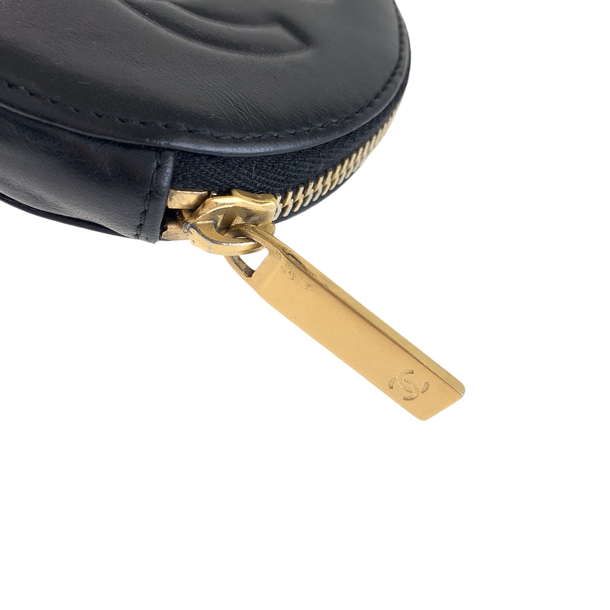 13265
CHANEL シャネル カメリア ココマーク ブラック 黒 ゴールド金具 ラムスキン コインケース  レディース