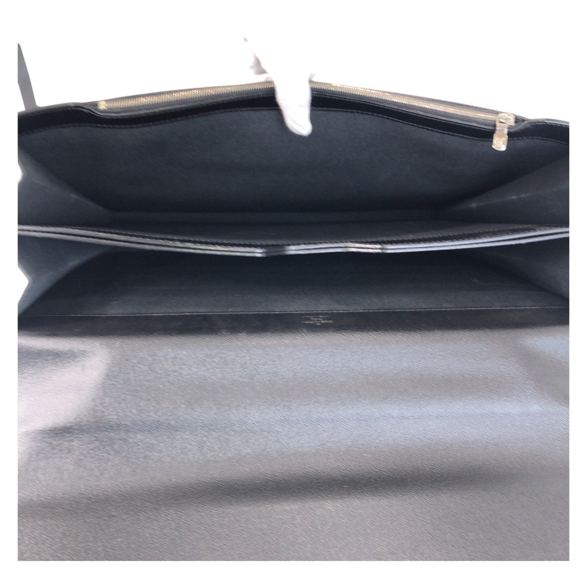 13266
LOUIS VUITTON ルイヴィトン エピ ロブスト ノワール ブラック 黒 シルバー金具 エピレザー M54532 ビジネスバッグ ブリーフケース  メンズ