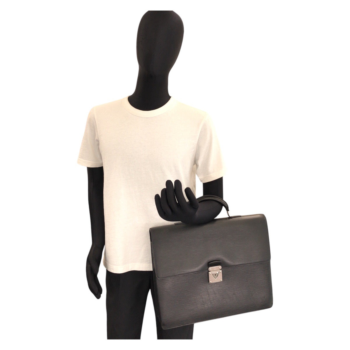 13266
LOUIS VUITTON ルイヴィトン エピ ロブスト ノワール ブラック 黒 シルバー金具 エピレザー M54532 ビジネスバッグ ブリーフケース  メンズ