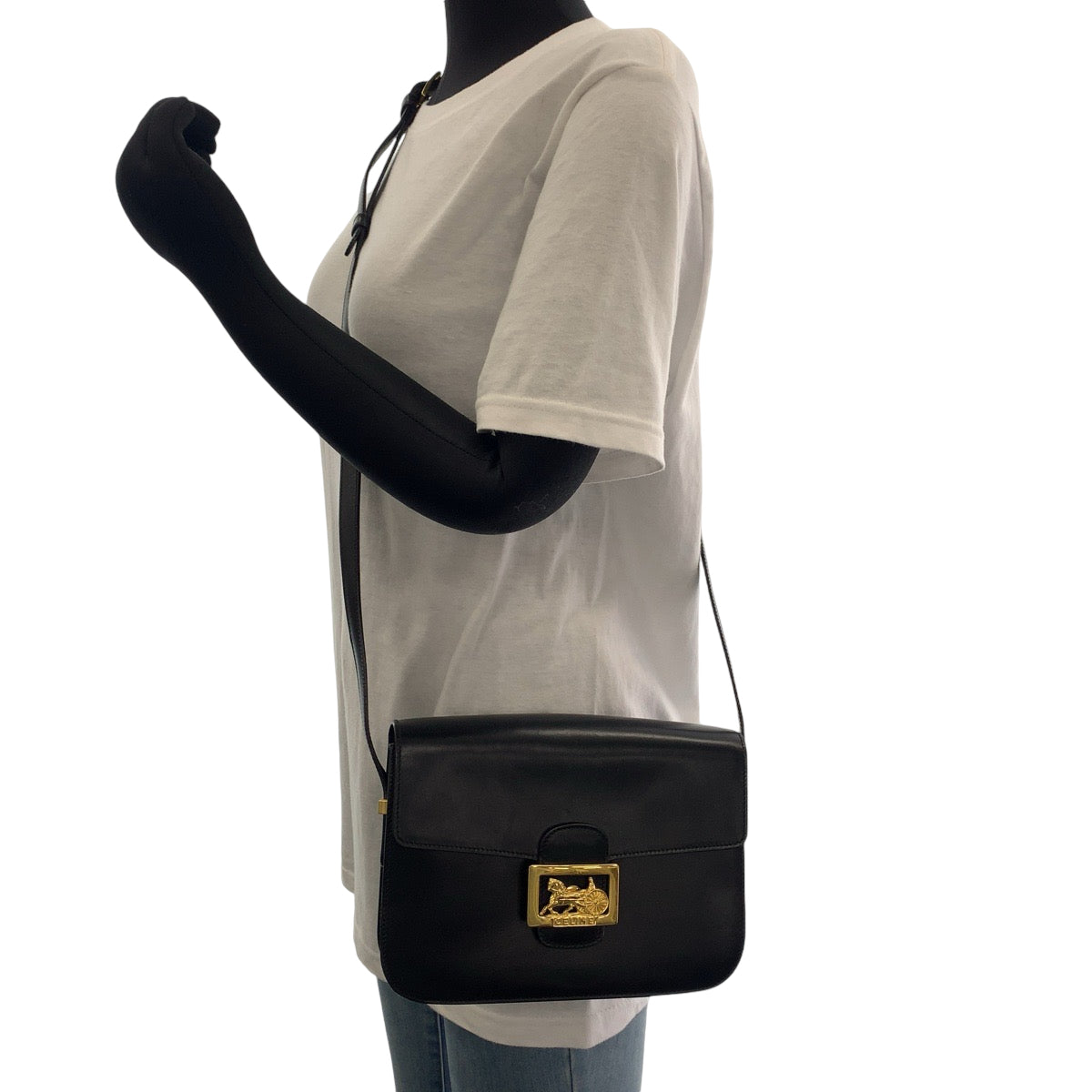 13294
CELINE セリーヌ ヴィンテージ ホースキャリッジ 馬車 ブラック 黒 ゴールド金具 レザー ショルダーバッグ 斜め掛け  レディース