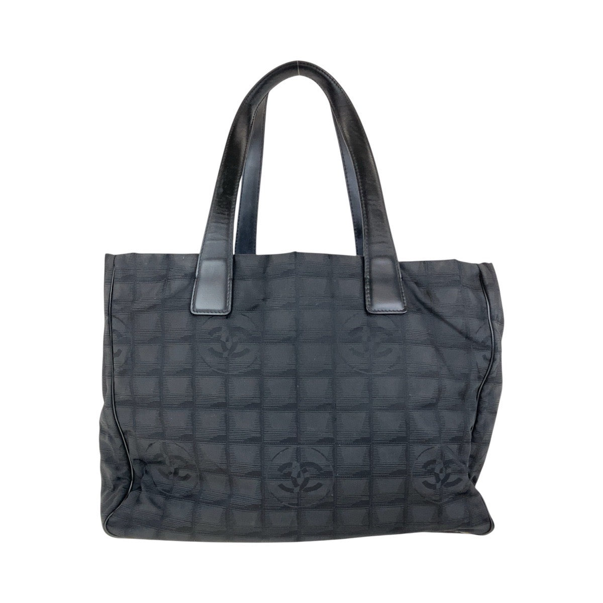 13308
CHANEL シャネル ニュートラベルライン トートMM ブラック 黒 ゴールド金具 ナイロン / レザー トートバッグ  レディース