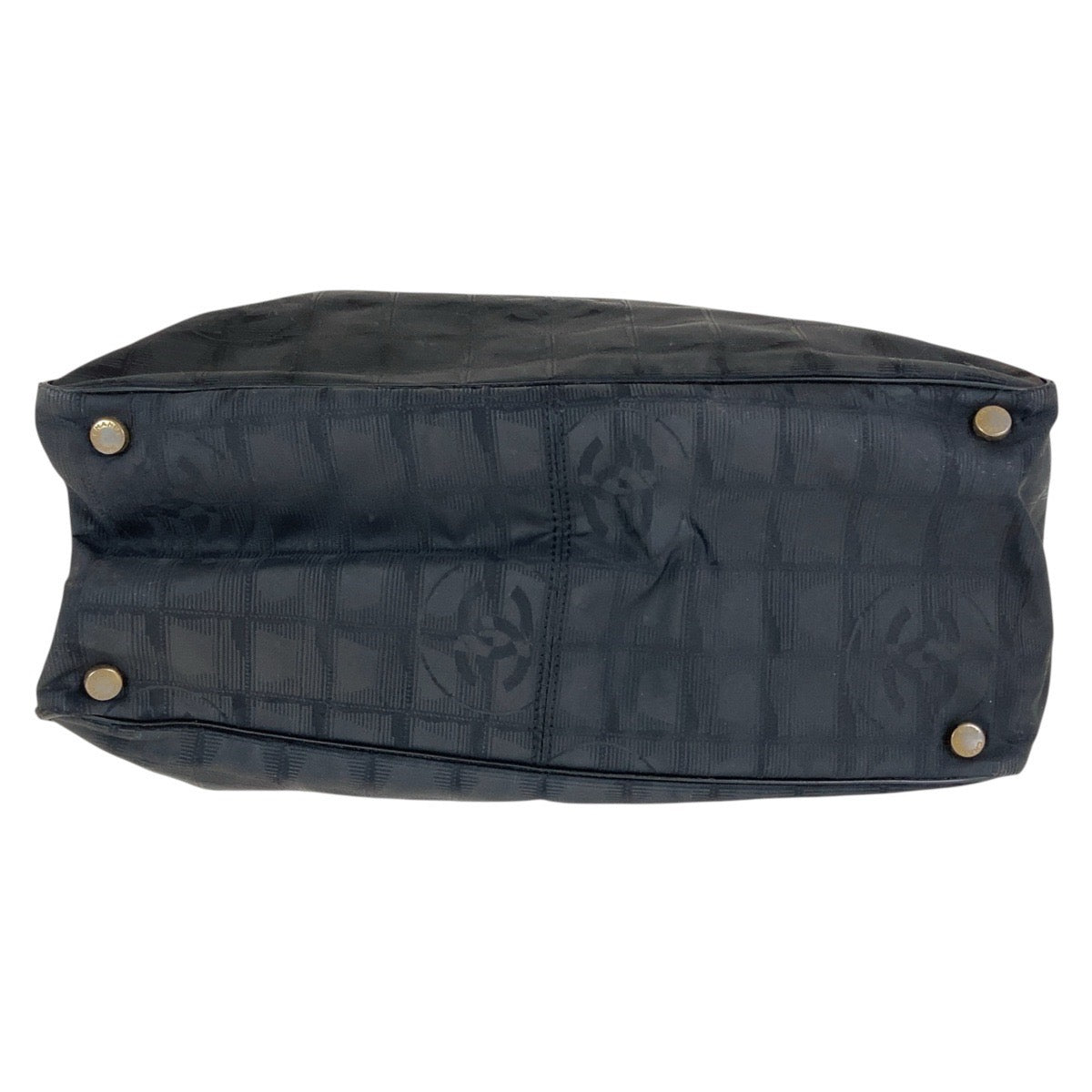 13308
CHANEL シャネル ニュートラベルライン トートMM ブラック 黒 ゴールド金具 ナイロン / レザー トートバッグ  レディース