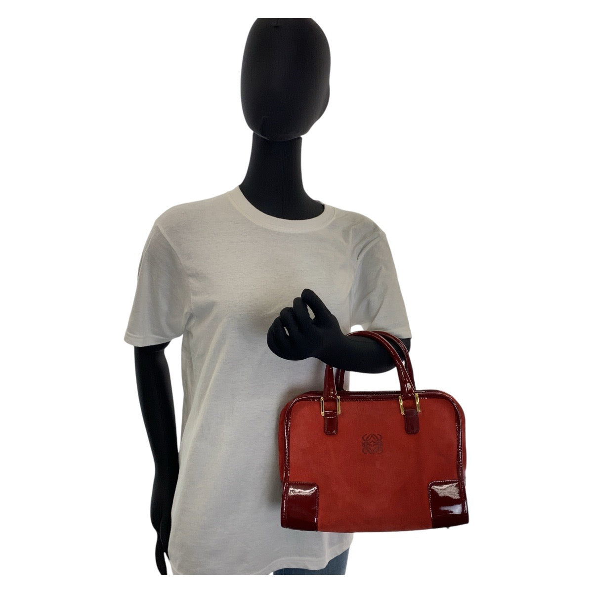13346
LOEWE ロエベ ヴィンテージ アナグラム アマソナ28 レッド ゴールド金具 スウェード / レザー ハンドバッグ ミニボストンバッグ  レディース