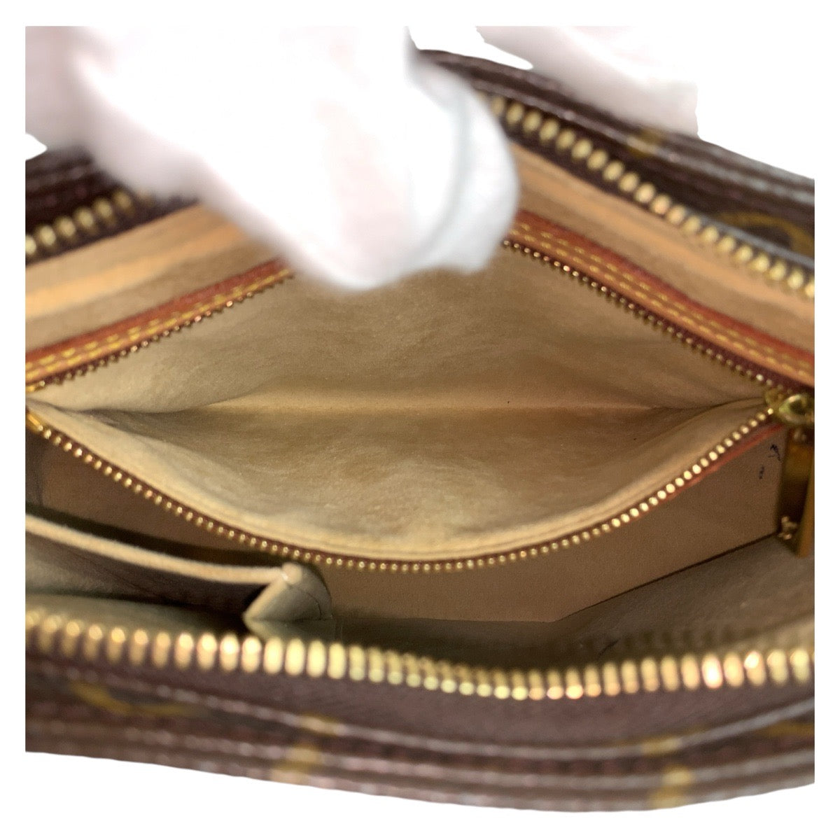 12777
LOUIS VUITTON ルイヴィトン モノグラム ルーピングMM ブラウン ゴールド金具 PVC / レザー M51146 ショルダーバッグ  レディース