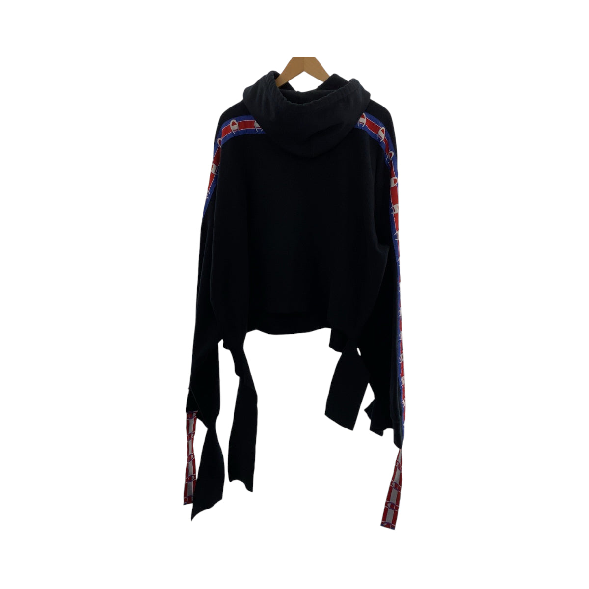 13363
VETEMENTS ヴェトモン チャンピオンコラボ カットオフ パネル ロゴテープ サイズXS ブラック 黒 レッド ブルー コットン WSS17CH7 パーカー フーディー  メンズ