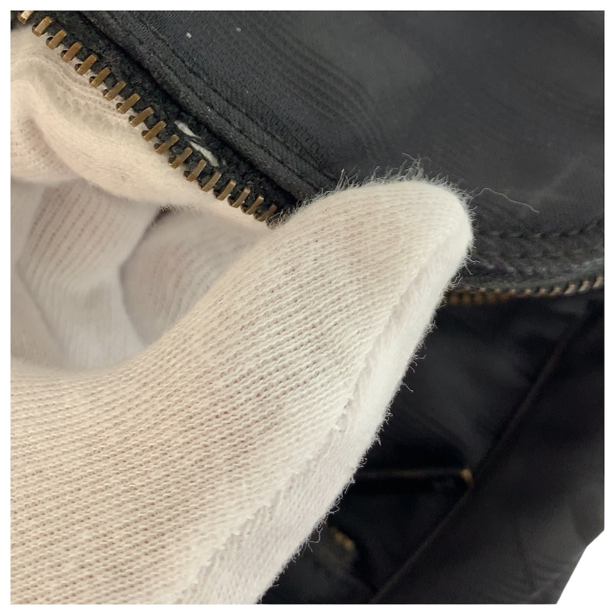 25128
CHANEL シャネル ニュートラベルライン ココマーク ブラック 黒 ナイロン リュックサック バックパック レディース AB40