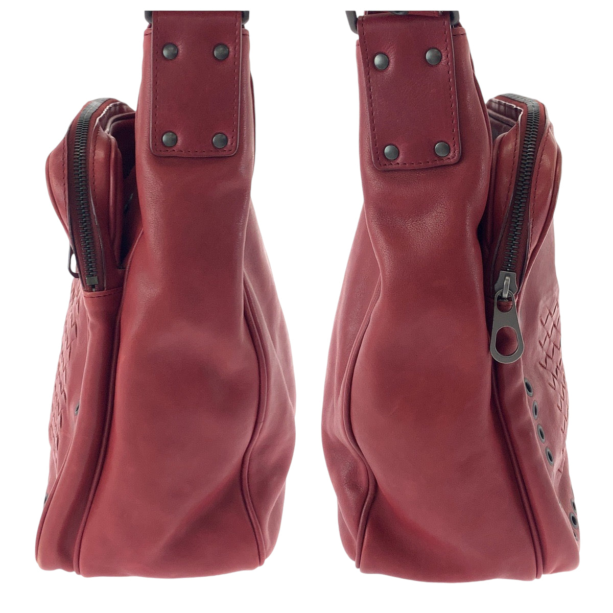 13397
BOTTEGAVENETA ボッテガヴェネタ イントレチャート 男女兼用 レッド シルバー金具 レザー ショルダーバッグ メッセンジャーバッグ  メンズ AB33