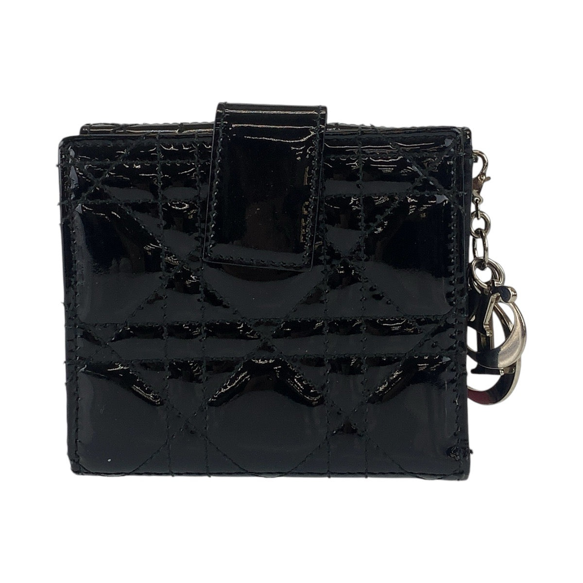 112834
Dior ディオール カナージュ ブラック 黒 シルバー金具 パテントレザー 折財布 コンパクトウォレット  レディース
