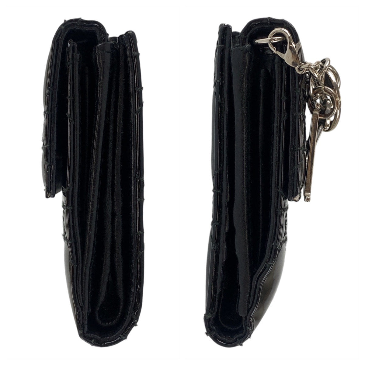 112834
Dior ディオール カナージュ ブラック 黒 シルバー金具 パテントレザー 折財布 コンパクトウォレット  レディース