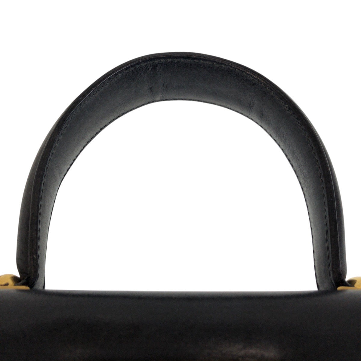 13457
Salvatore Ferragamo サルヴァトーレフェラガモ ガンチーニ ブラック 黒 ゴールド金具 レザー ハンドバッグ ショルダーバッグ 2way  レディース