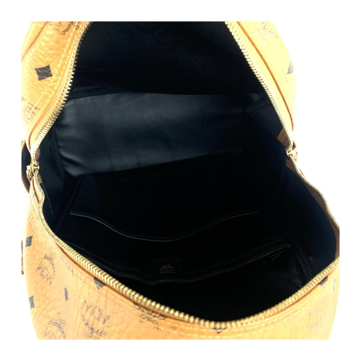 13482
MCM エム シー エム ヴィセトス サイドスタッズ コニャック ゴールド金具 レザー バックパック リュック 男女兼用  レディース