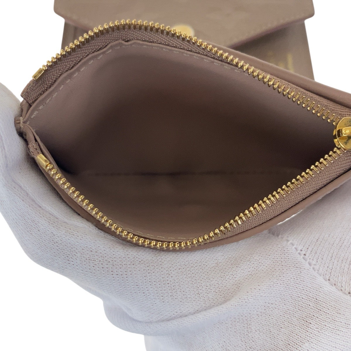 14095
LOUIS VUITTON ルイヴィトン モノグラム アンプラント ポルトフォイユ ヴィクトリーヌ ベージュ グレージュ ゴールド金具 レザー M63529 折財布 コンパクトウォレット  レディース