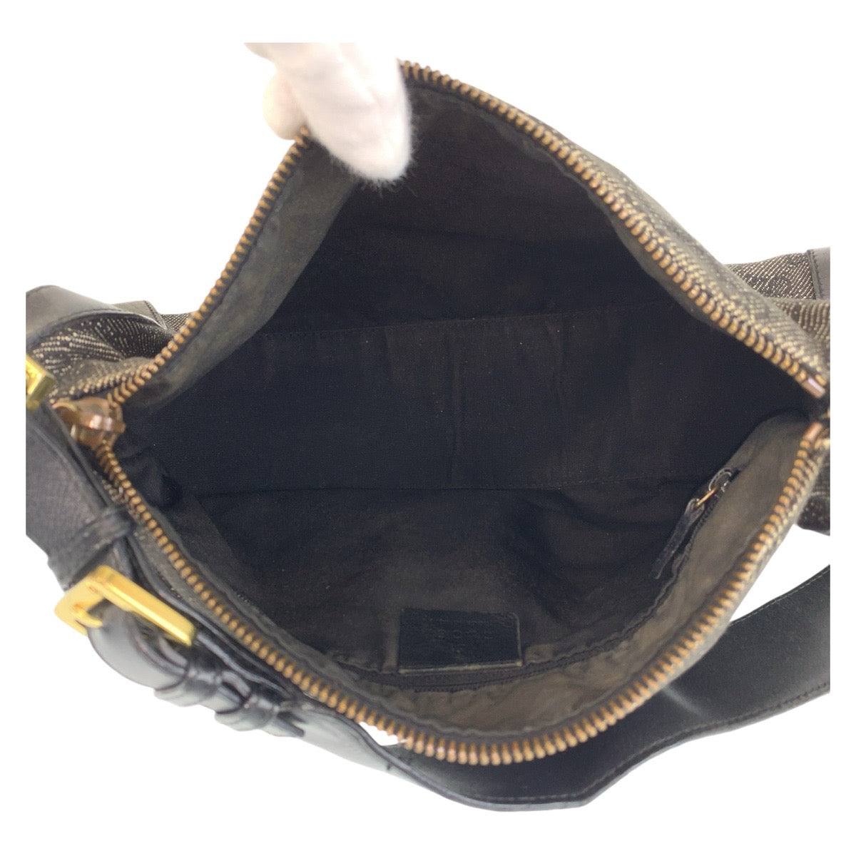 13488
GUCCI グッチ ブラック 黒 ゴールド金具 GGキャンバス / レザー 92706 ショルダーバッグ  レディース