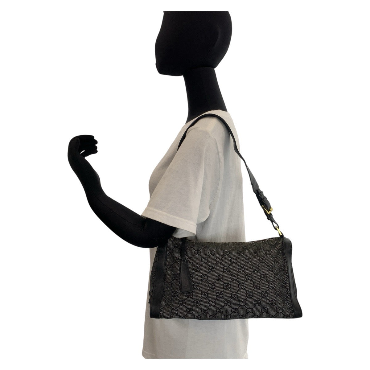 13488
GUCCI グッチ ブラック 黒 ゴールド金具 GGキャンバス / レザー 92706 ショルダーバッグ  レディース