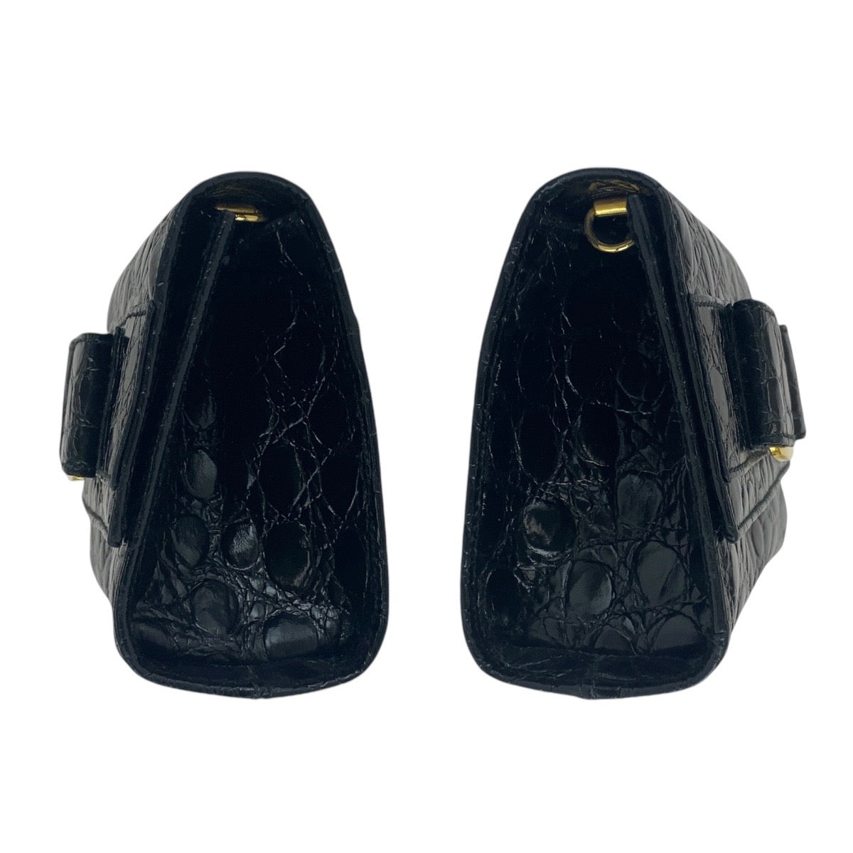 13493
Salvatore Ferragamo サルヴァトーレフェラガモ ヴィンテージ ヴァラ 型押し ブラック 黒 ゴールド金具 レザー チェーンショルダーバッグ ポシェット  レディース