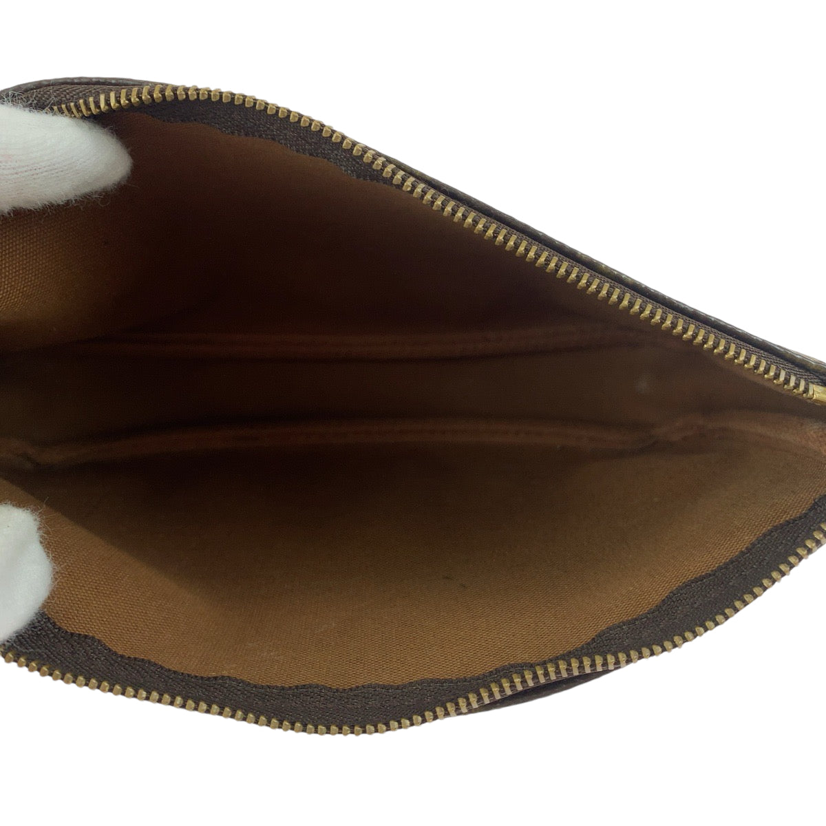13499
LOUIS VUITTON ルイヴィトン モノグラム ブラウン ゴールド金具 PVC M51980 ハンドバッグ アクセサリーポーチ  レディース ABP50
