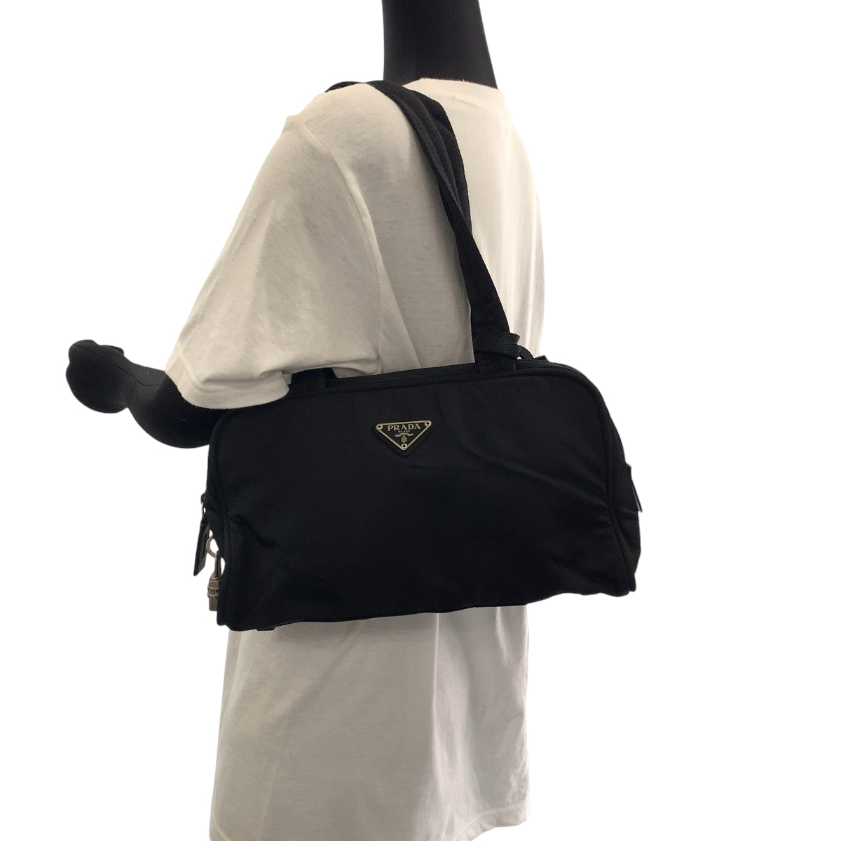 13530
PRADA プラダ 三角ロゴプレート ブラック 黒 シルバー金具 ナイロン ハンドバッグ ショルダーバッグ ミニボストンバッグ  レディース