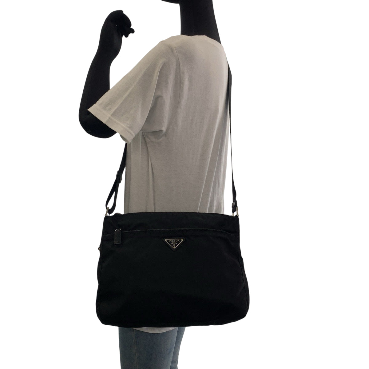 13557
PRADA プラダ テスート 三角ロゴプレート 男女兼用 ブラック 黒 シルバー金具 ナイロン BT0421 ショルダーバッグ メッセンジャーバッグ  メンズ