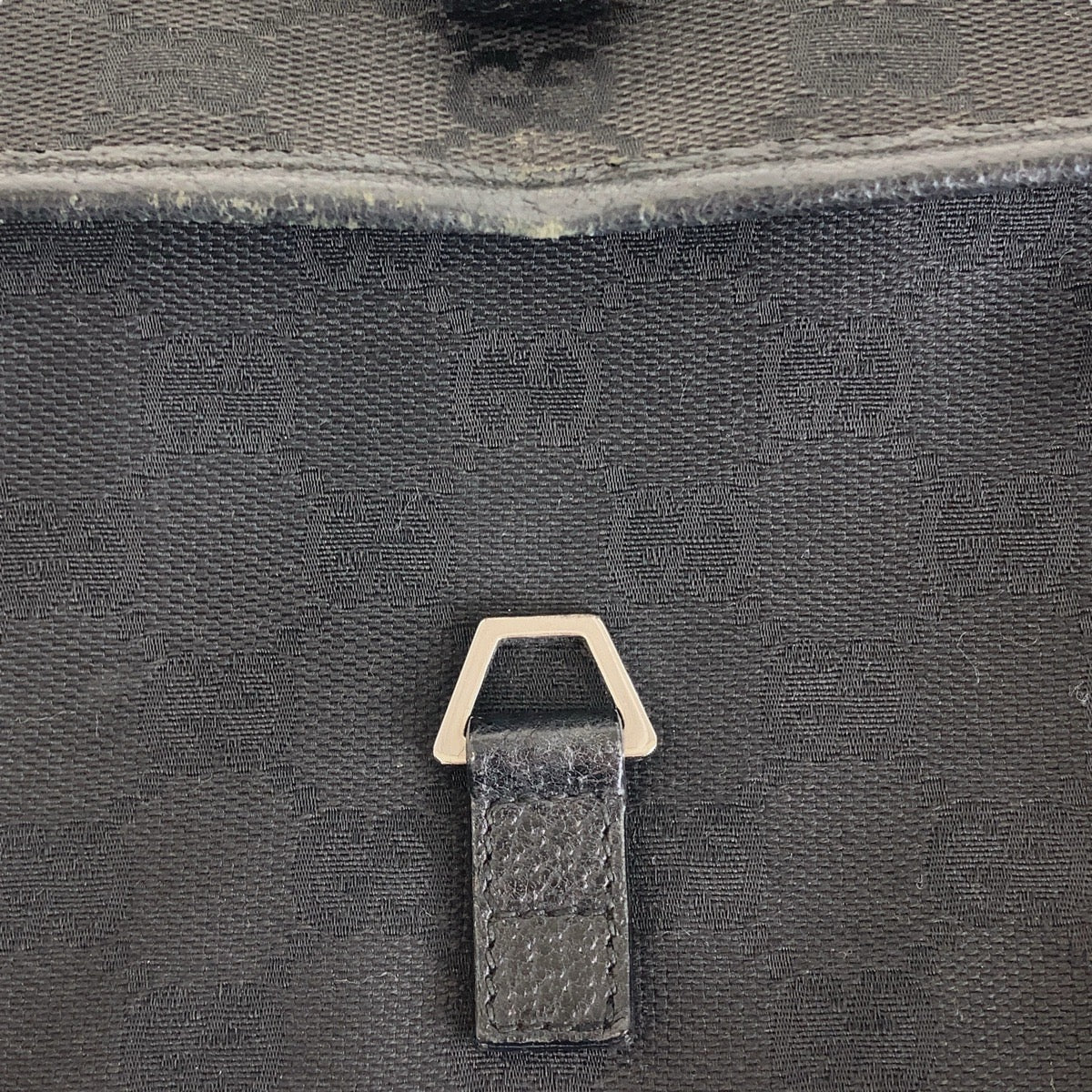 13561
GUCCI グッチ ブラック 黒 シルバー金具 GGキャンバス ボディバッグ バムバッグ ウエストポーチ  レディース